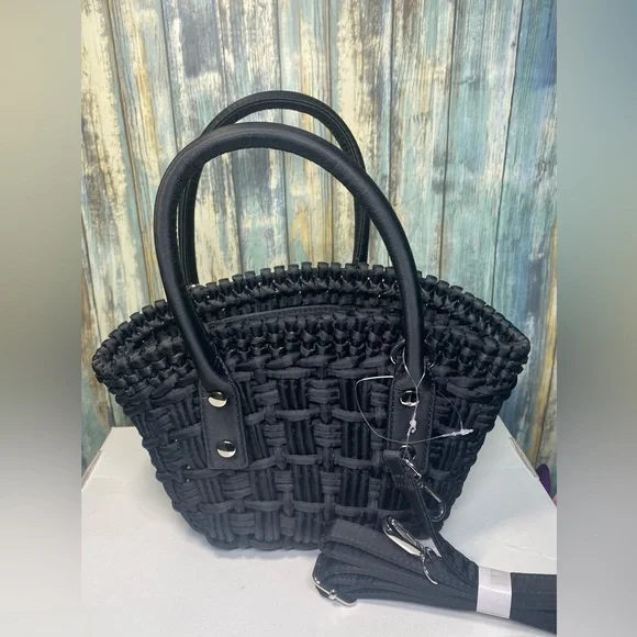 URBAN OUTFITTERS WOVEN FAN TOTE BAG - Picture 3 of 6